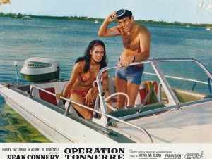 Sean Connery, Claudine Auger (Opération tonnerre)